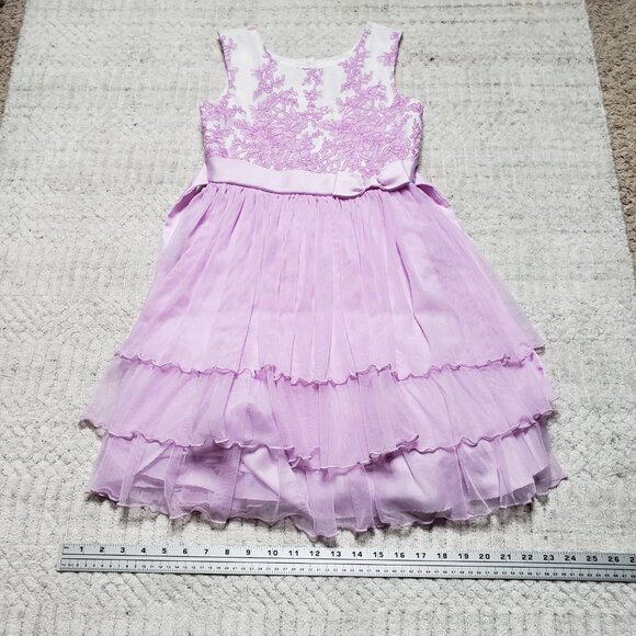Jona Michelle Lace and Belted Fancy Dress Size 10 - Picture 4 of 9